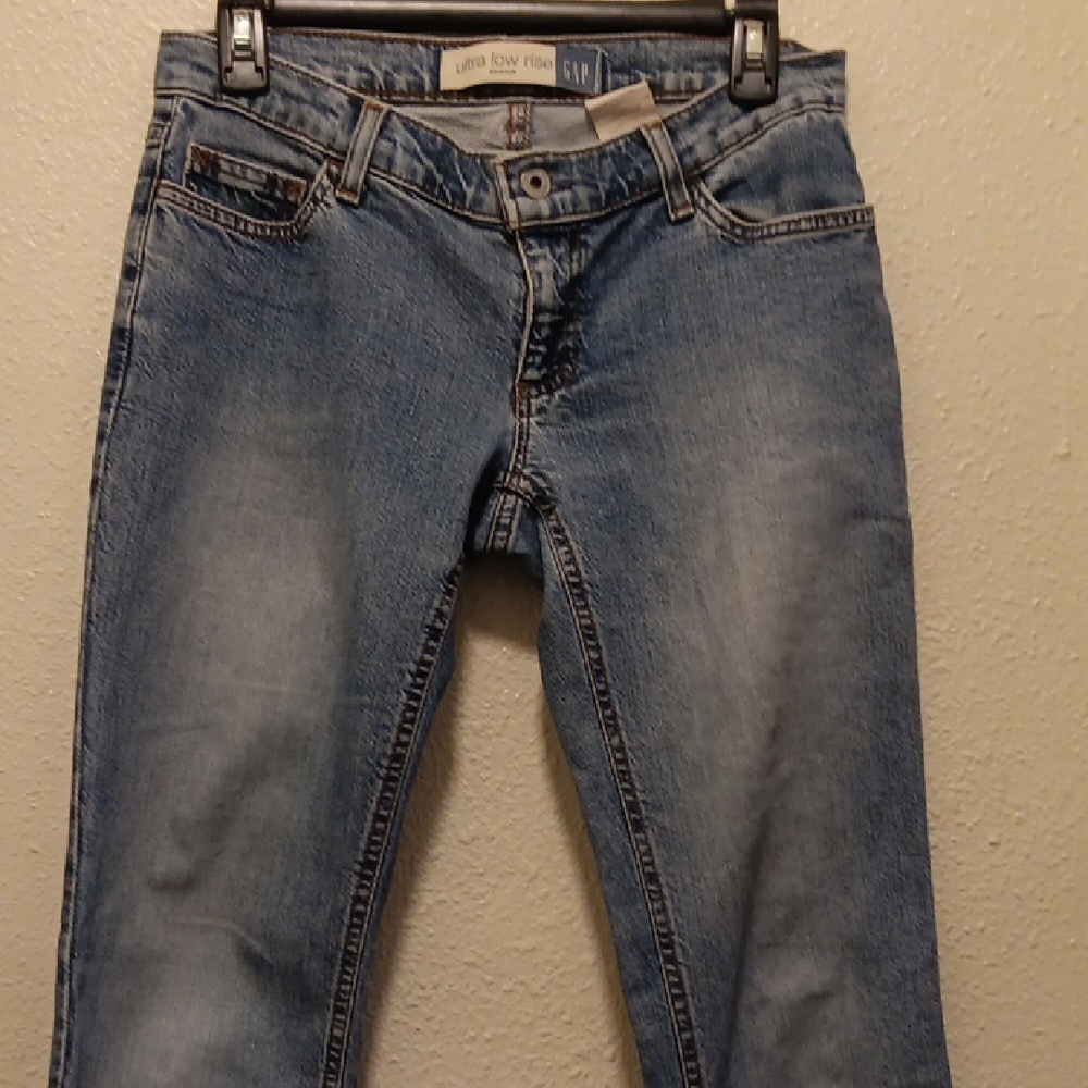 GAP Women's Light Blue Skinny Jeans